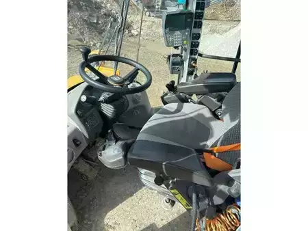 Wielladers 2019 Volvo L180H (6)