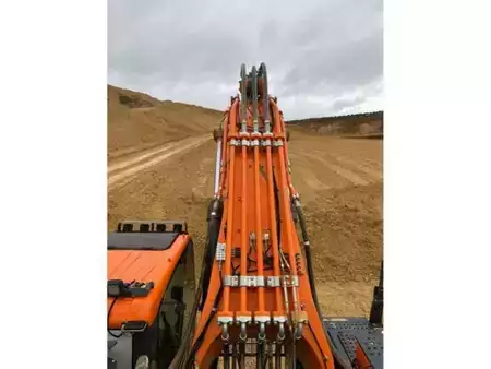 Bæltegraver 2022 Doosan DX800LC-7 (17)