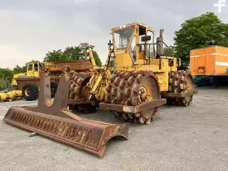 Sonstige 1978 Caterpillar 825 + porte engins (3)