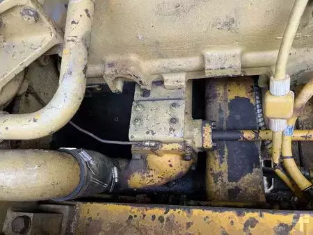 Sonstige 1978 Caterpillar 825 + porte engins (32)