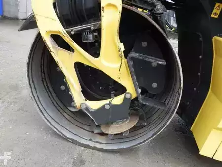 Tandemjyrät  2012 BOMAG BW174AP-4 AM II (5)