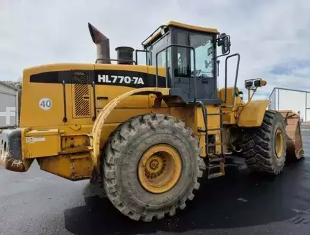 Kolové nakladače 2008 Hyundai 770-7A (3)