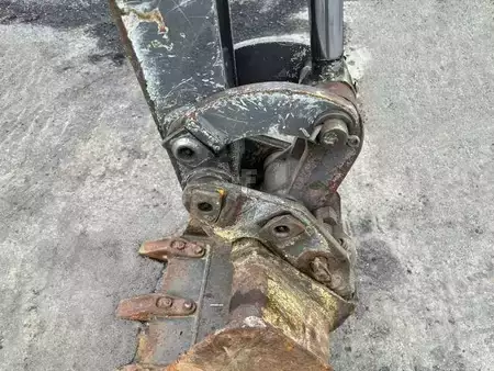 Mini pelle 2000 Volvo EB12 (11)