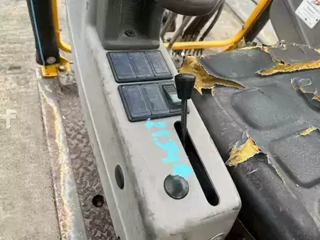 Mini pelle 2000 Volvo EB12 (41)