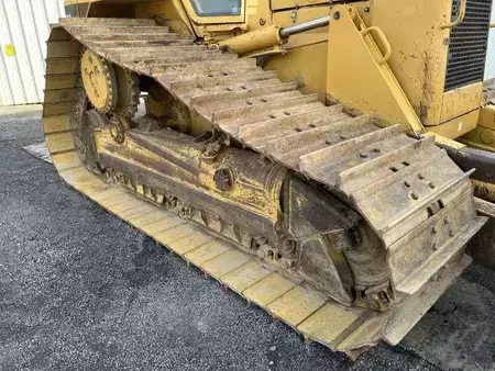 Buldożery 2004 Caterpillar D6N LGP (18)