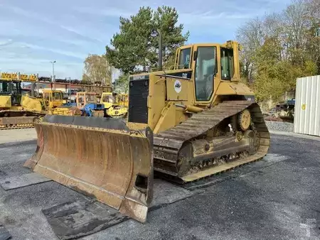 Buldożery 2004 Caterpillar D6N LGP (2)