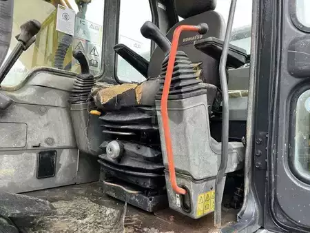 Excavadoras de cadenas 2000 Komatsu PC180LC-6K (39)