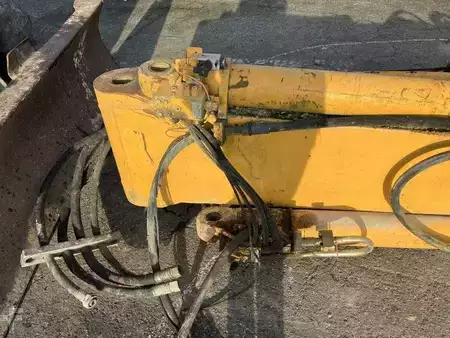 Mobilbagger 2000 Liebherr A316 - POUR PIECES (21)