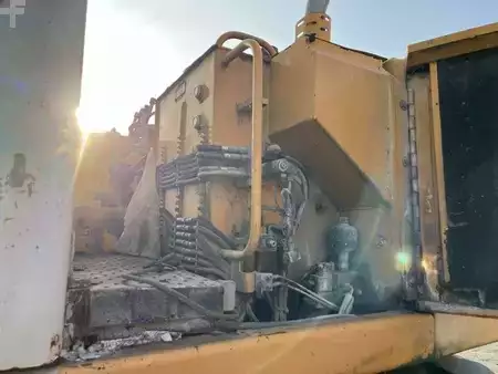 Mobilbagger 2000 Liebherr A316 - POUR PIECES (34)