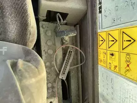 Mobilbagger 2000 Liebherr A316 - POUR PIECES (41)