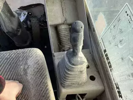 Mobilbagger 2000 Liebherr A316 - POUR PIECES (42)