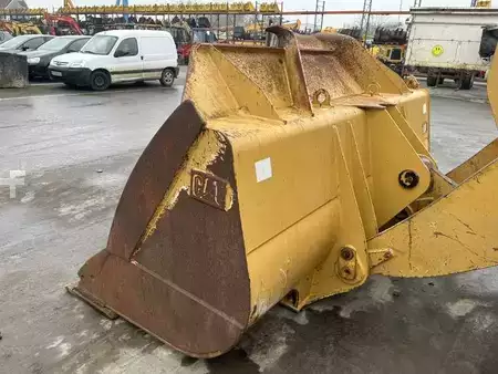 Pyöräkuormaajat 2013 Caterpillar 950K (12)