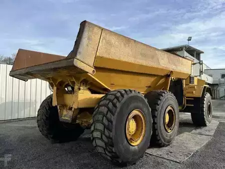 Tombereau articulé 1989 Volvo A35 6X6 (8)