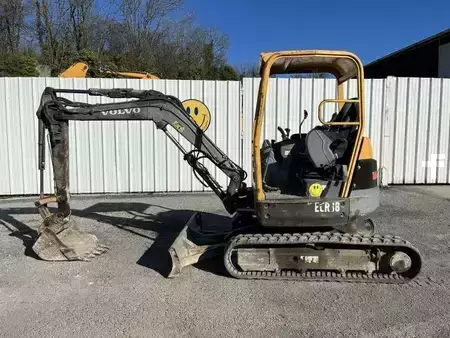 Mini pelle 2005 Volvo ECR38 (3)