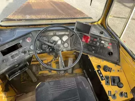 Artikulerte dumpere 1989 Volvo A25 6X4 (36)