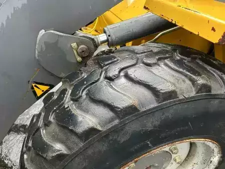 Autres 1999 Volvo L30Z (27)