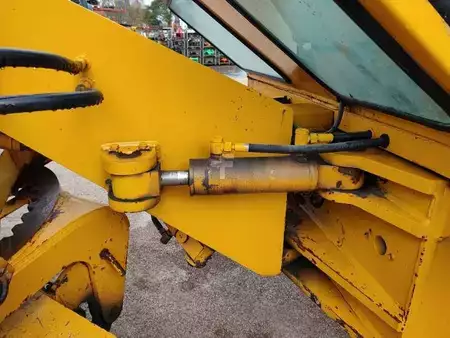 Grader 1984 Mbu G6 (15)