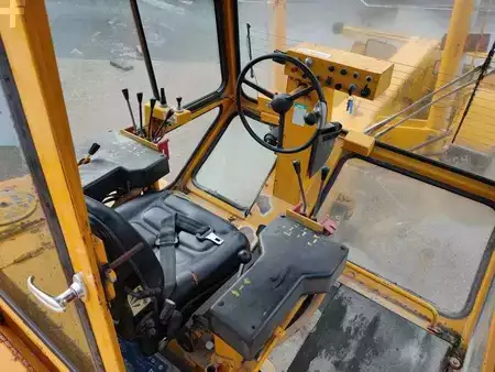 Grader 1984 Mbu G6 (28)