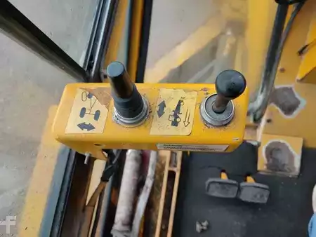 Grader 1984 Mbu G6 (34)