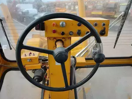 Grader 1984 Mbu G6 (35)