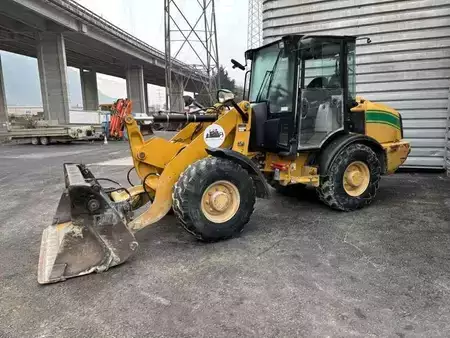 Sonstige 2010 Caterpillar 906H (19)