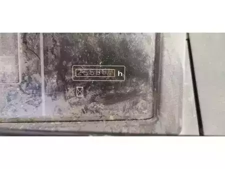 Kolové nakladače 1995 Komatsu WA470-3 (4)