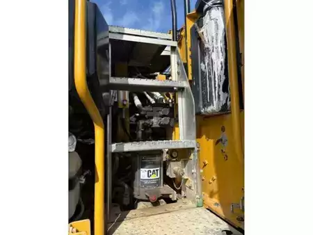 Pelle sur pneus 2019 Caterpillar M314 (6)