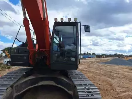 Pelles sur chenilles 2016 Hitachi ZX300LCN-6 (6)