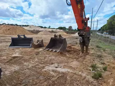 Pelles sur chenilles 2016 Hitachi ZX300LCN-6 (7)