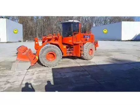 Pyöräkuormaajat 1998 Fiat-Hitachi W270 (3)