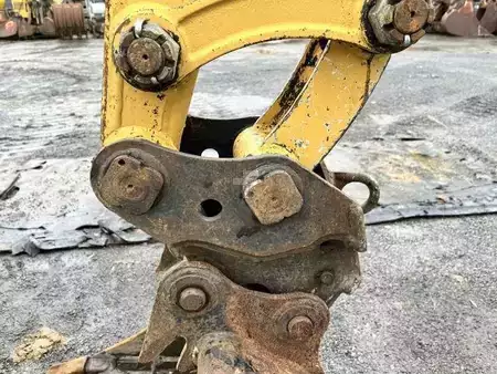 Mini pelle 2016 Caterpillar 302.7DCR (17)