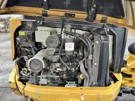 Mini pelle 2016 Caterpillar 302.7DCR (30)