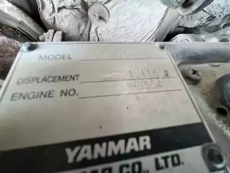 Mini pelle 2016 Caterpillar 302.7DCR (35)