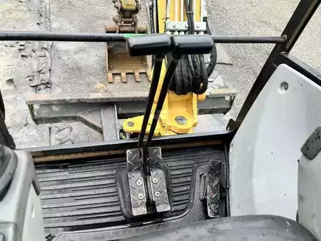 Mini pelle 2016 Caterpillar 302.7DCR (43)