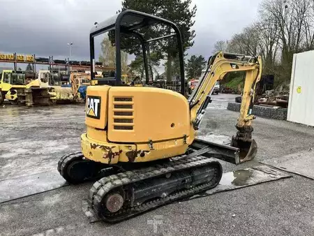 Mini pelle 2016 Caterpillar 302.7DCR (5)