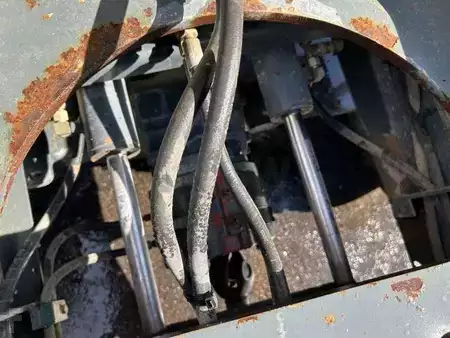 Dumper Cingolati 2003 MBA 2035BR (43)