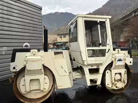 Tandemjyrät  2000 BOMAG BW144AD2 (15)