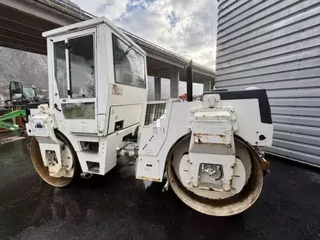 Tandemjyrät  2000 BOMAG BW144AD2 (17)