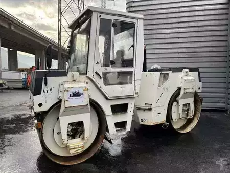 Tandemjyrät  2000 BOMAG BW144AD2 (2)
