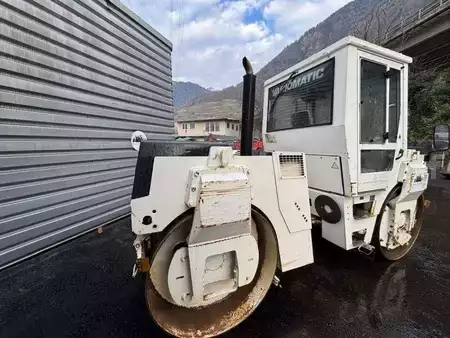 Tandemjyrät  2000 BOMAG BW144AD2 (27)