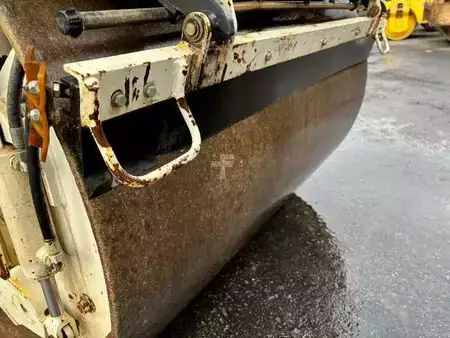 Tandemjyrät  2000 BOMAG BW144AD2 (47)