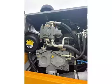 Materiaalinkäsittelykoneet  2020 Liebherr LH30M LITRONIC (9)