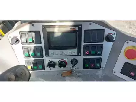 Autres 2012 MENZI MUCK A91F MOBIL (9)