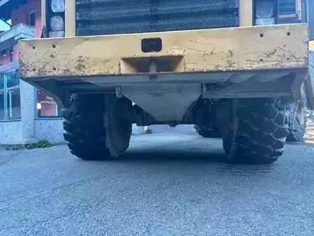 Kink Dumprar 2000 Caterpillar D30D (13)