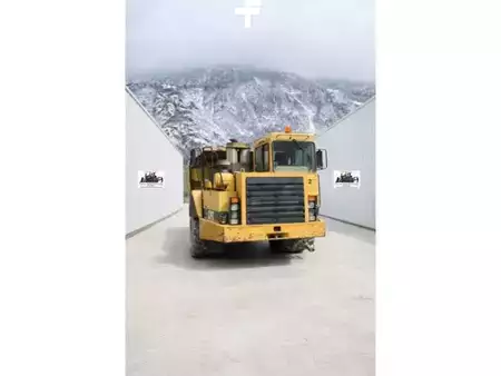 Kink Dumprar 2000 Caterpillar D30D (14)