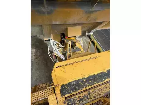 Kink Dumprar 2000 Caterpillar D30D (21)