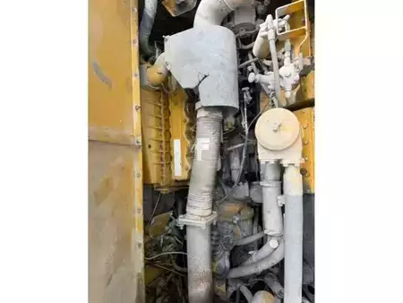 Kink Dumprar 2000 Caterpillar D30D (22)