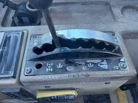 Kink Dumprar 2000 Caterpillar D30D (25)