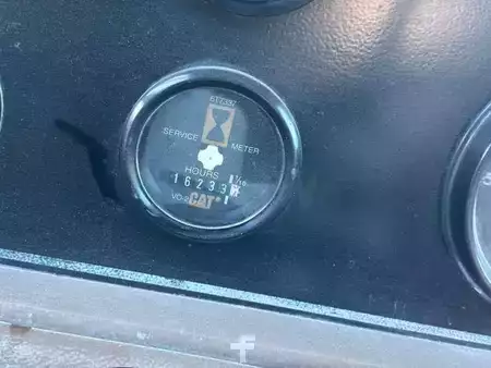 Kink Dumprar 2000 Caterpillar D30D (29)