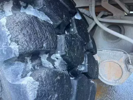 Kink Dumprar 2000 Caterpillar D30D (30)